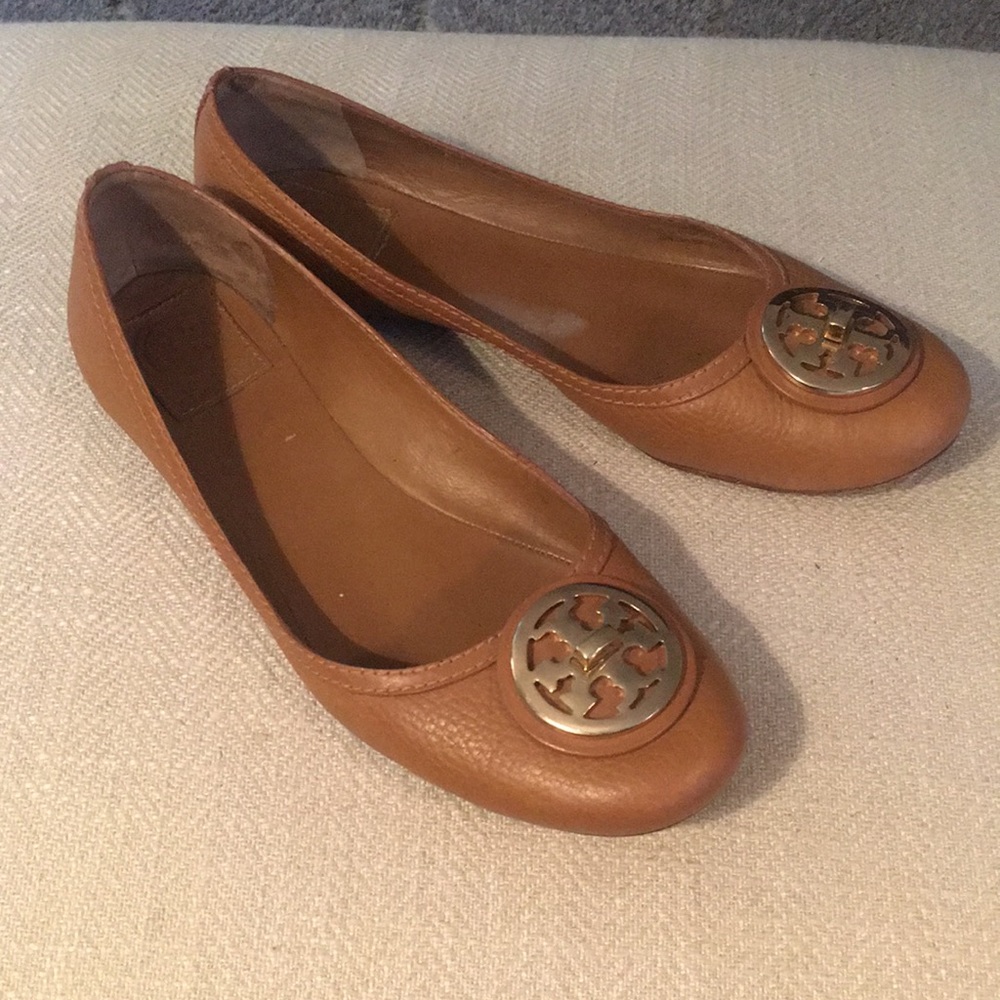 Tory Burch ballet flats. Caramel color/gold logo.  A classic comfortable shoe.